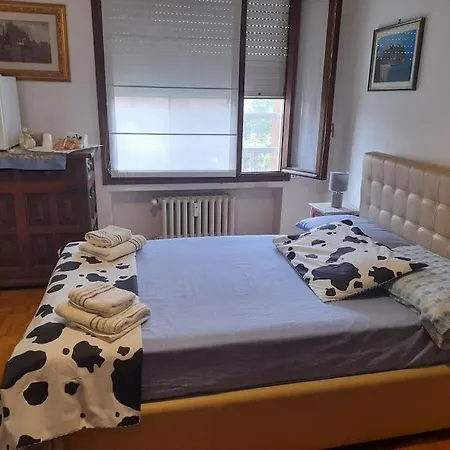With Private Bathroom Apartment Milan